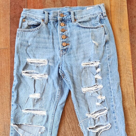 Free People We The Free High Waisted Ripped Button Fly Jeans Size 27 - Picture 3 of 16